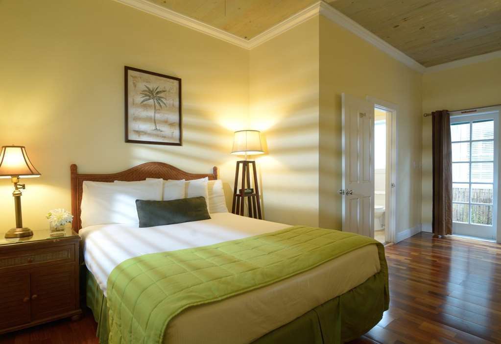 Lighthouse Hotel - Key West Historic Inns Room photo